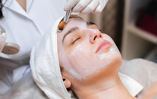 Arckezelés, hidratáló, kozmetika, Budapest 9. kerület, szépségszalon, Adore you